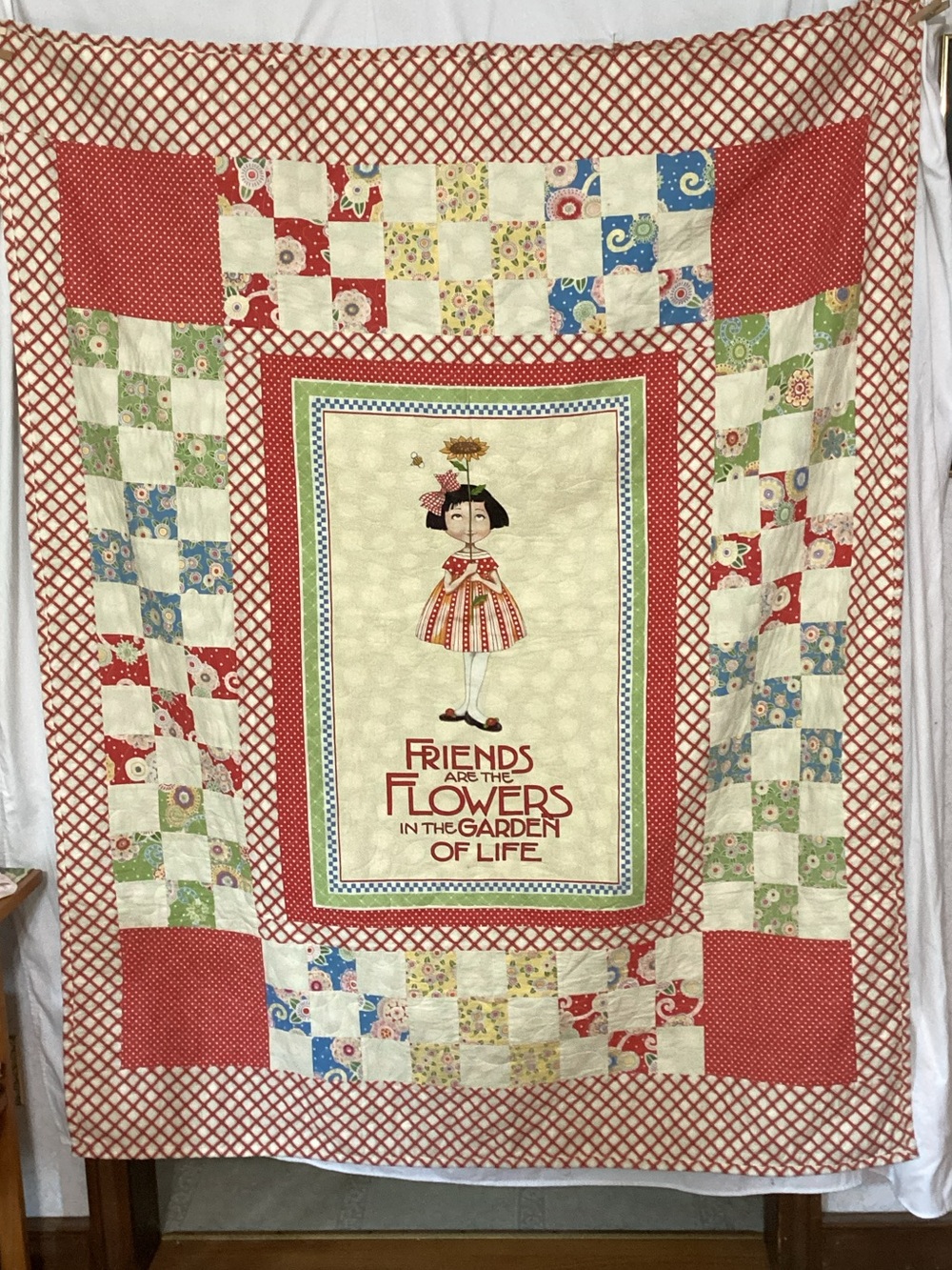 Mary Engelbreit “Friends are the Flowers" quilt
